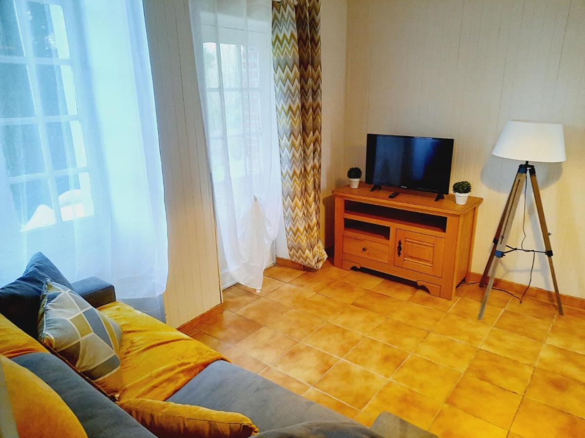 Gites De La Petite Suisse Clécy Eksteriør billede