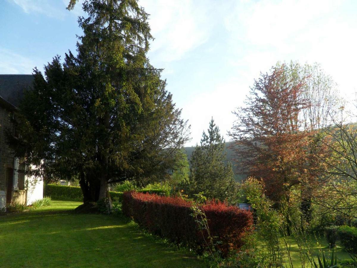 Gites De La Petite Suisse Clécy Eksteriør billede