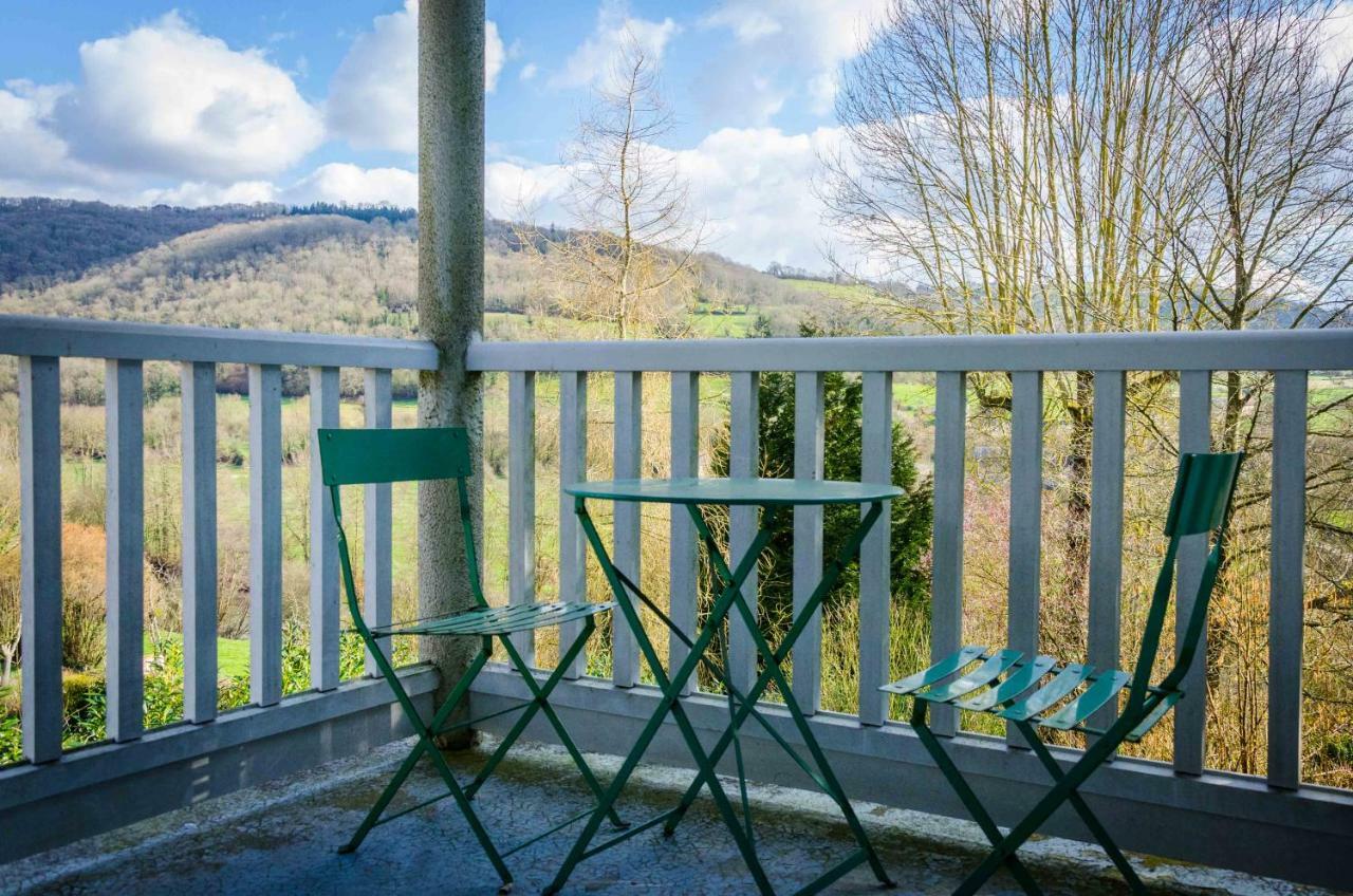 Gites De La Petite Suisse Clécy Eksteriør billede