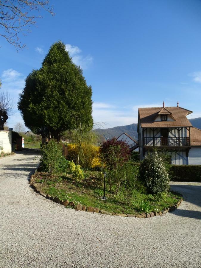 Gites De La Petite Suisse Clécy Eksteriør billede
